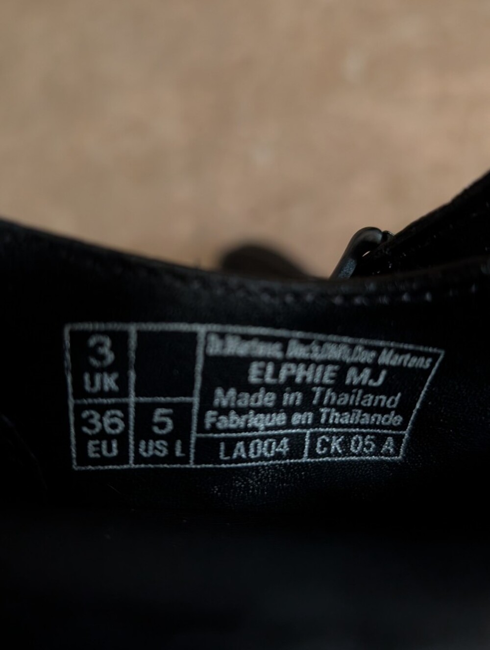 Dr, Martens Scarpe Elphie Mary Jane Emboss Leather Shoes In Black Women's Size 5 - Picture 11 of 11